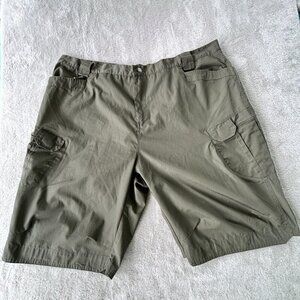 Tactical Rip Stop Cargo Multi color Shorts Mens Waist US44/EU54 Extra Pockets